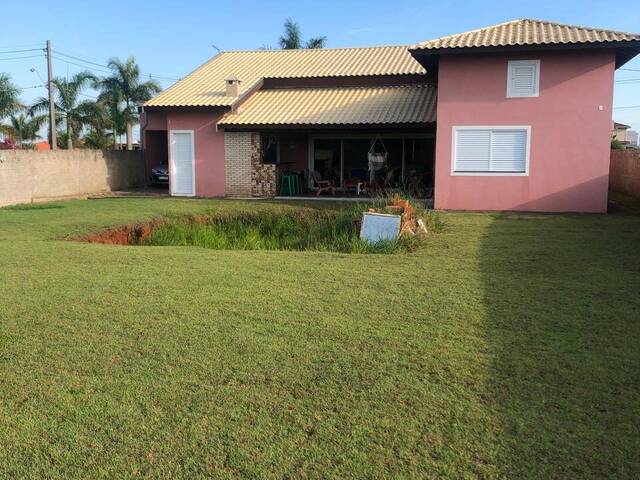 #27 - Casa para Venda em Cesário Lange - SP